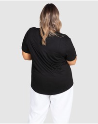 Love Your Wardrobe - Jamison Everyday Tee