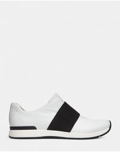 Vionic - Codie Casual Sneaker - White