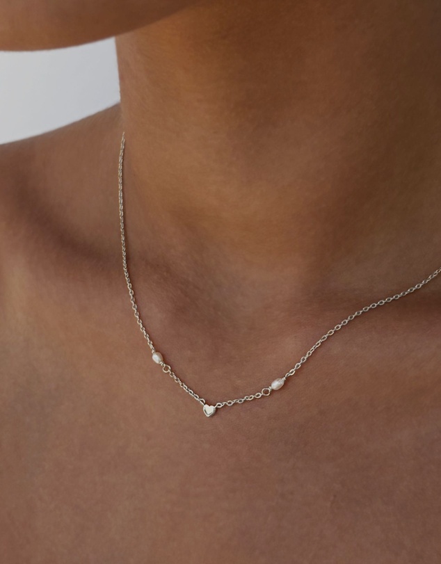 SAINT VALENTINE - Heart & Pearl Necklace - Silver