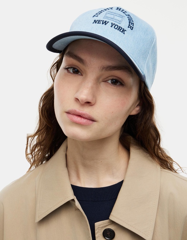 Tommy Hilfiger - Flag Summer Graphic Cap