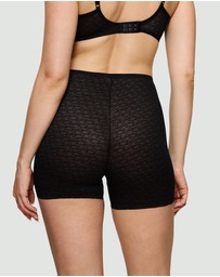 Triumph - Signature Sheer Short
