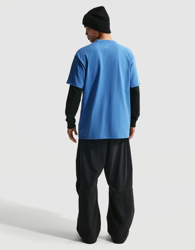Nike - Sportswear Premium Essentials T-Shirt