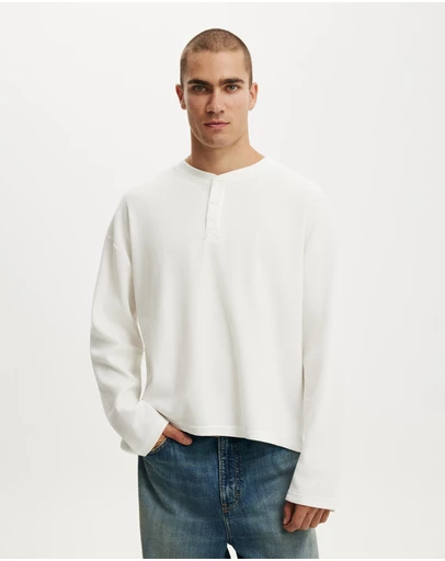 Cotton On - Relaxed Fit Textured Henley Long Sleeve