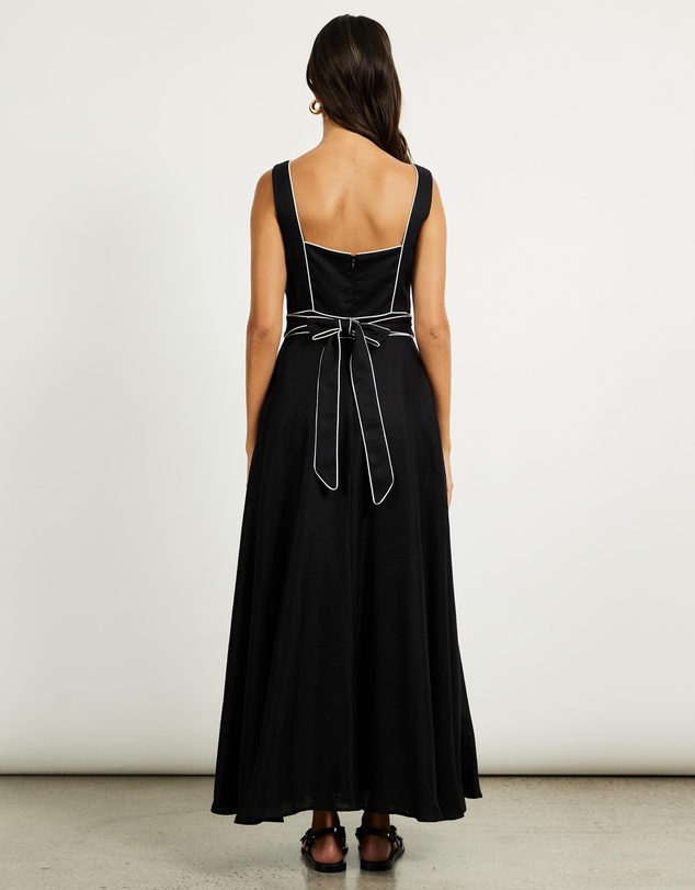 Minima Esenciales - Mabel Linen Maxi Dress