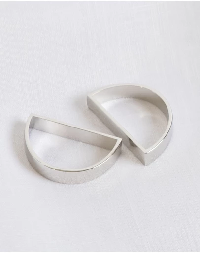 Tablescaped - All About Navy - Set of 4 Silver Napkin Rings
