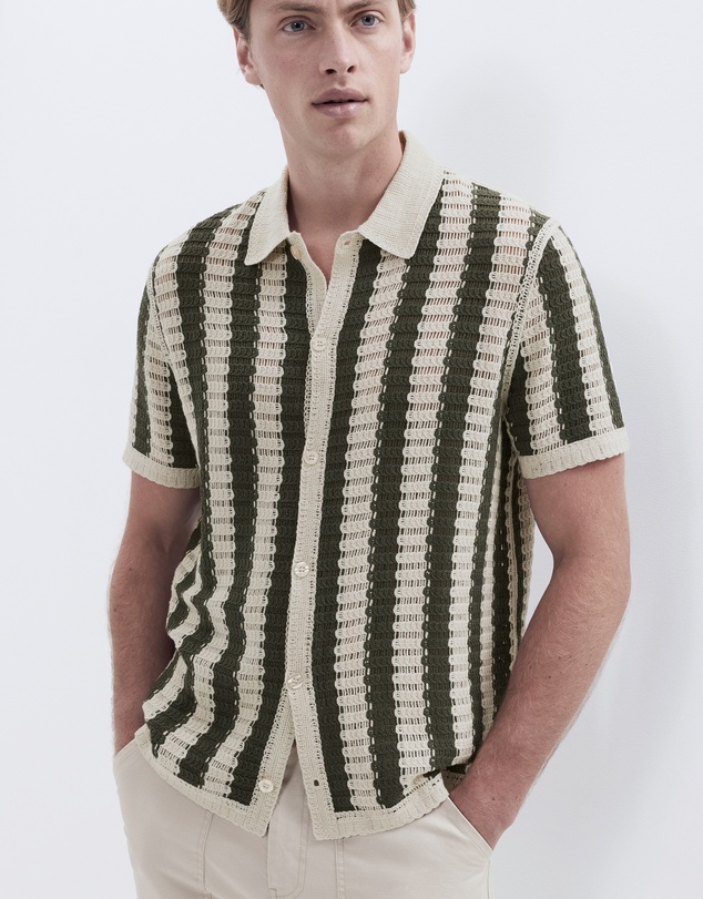 UNISON - Crochet Stitch Buttont Thru