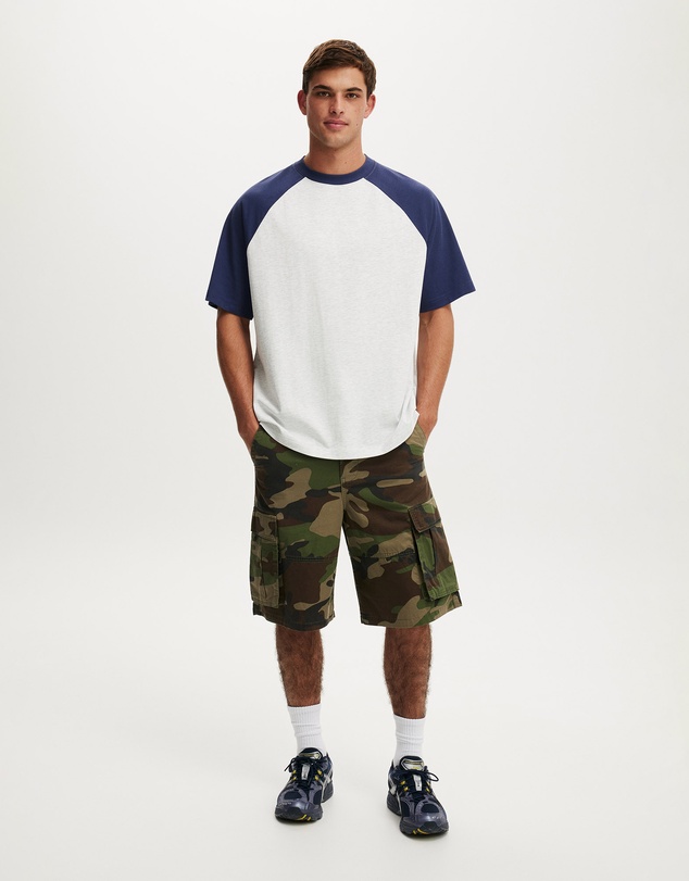 Cotton On - Box Fit T-Shirt