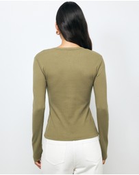 AERE - Della Long Sleeve Rib Henley Top
