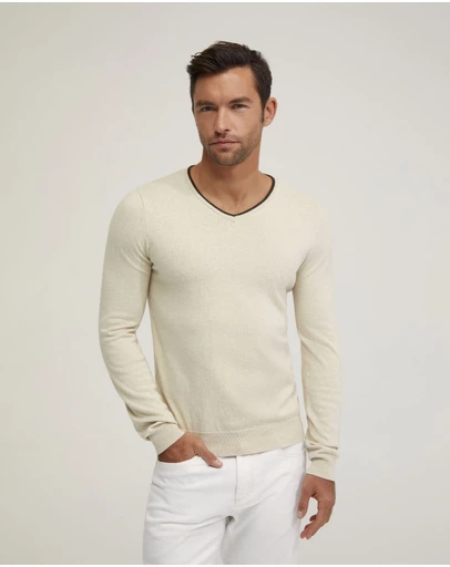 Oxford - Tipping V-Neck Knitted Top