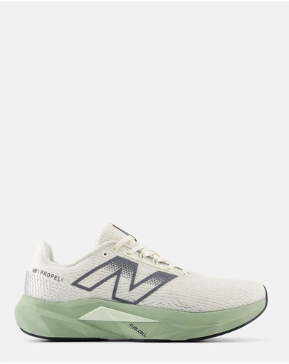 New Balance - FuelCell Propel v5 - Men's