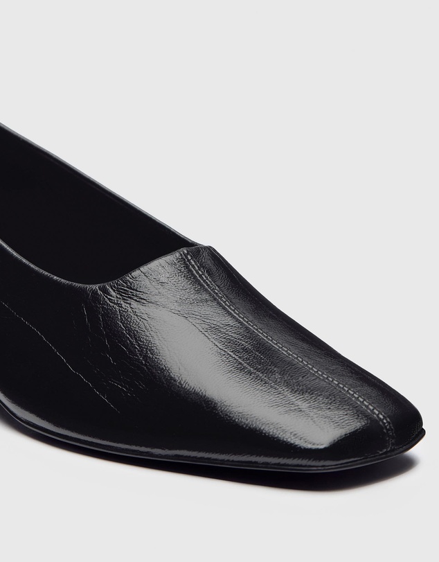 Reformation - Inez Pumps