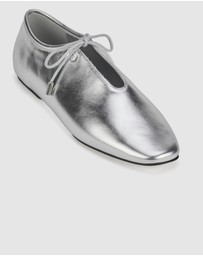 Rollie - Noah Lace Flat