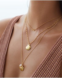 Wanderlust + Co - Seashell Gold Locket Necklace