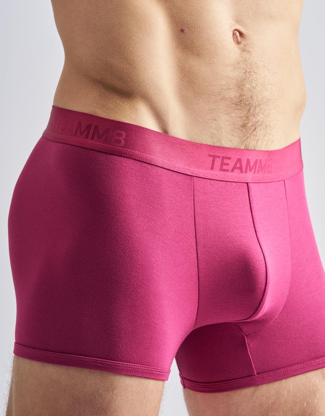 TEAMM8 - Reign Trunk