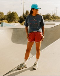 Banabae - Keep On Running Adults Tee - Navy