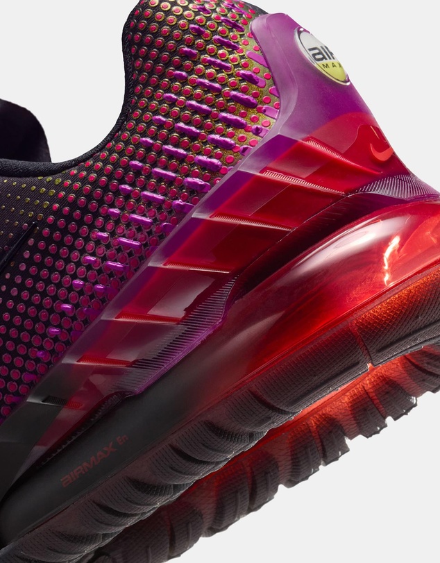 Nike - Air Max Phoenix SE - Men's
