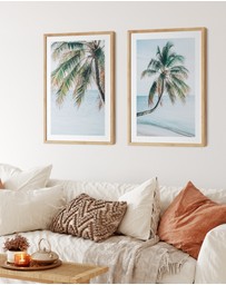 Olive et Oriel - Maldivian Palm I Art Print