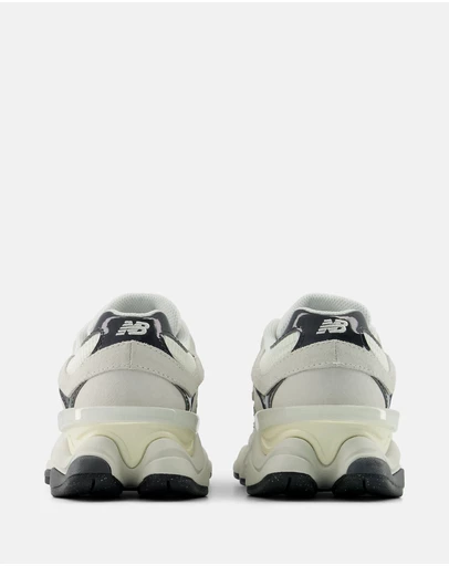 New Balance - 9060 - Unisex