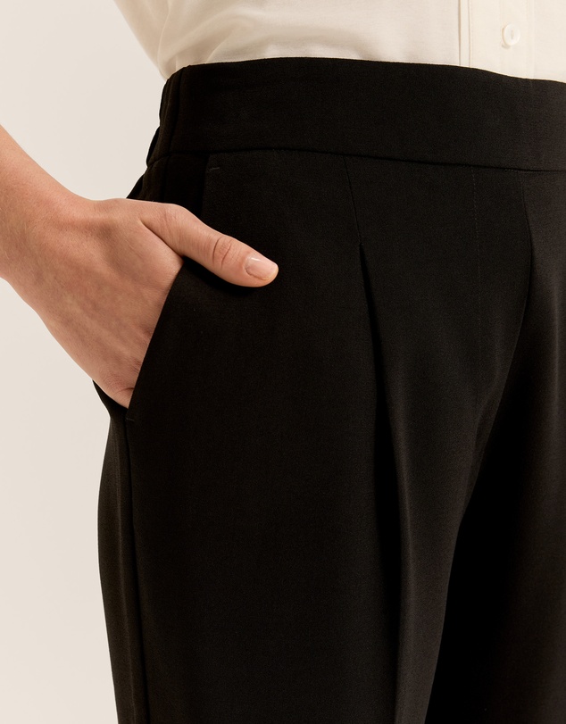Review - Tara Pants