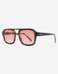 Reality Eyewear - Runway