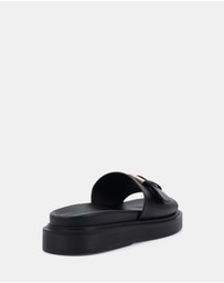 Novo - Satay Sandals