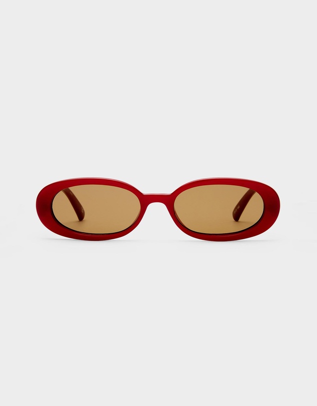 Le Specs - Outta Love