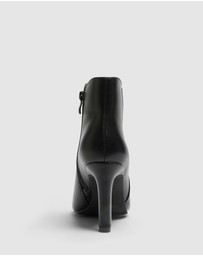 SPURR - Holt - ONLINE EXCLUSIVE