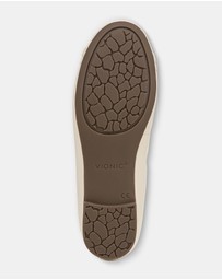 Vionic - Delanie Flat - Cream