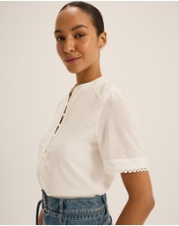 Review - Emilia Blouse