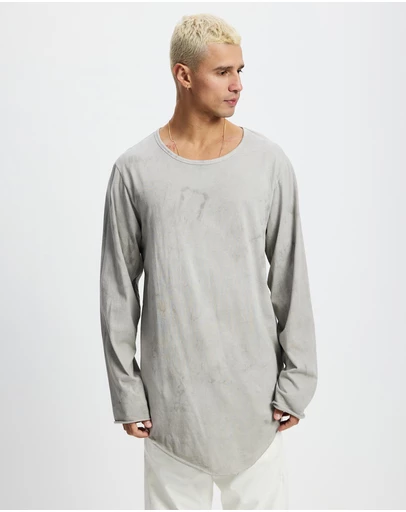 Surrounded By Ghosts - The Howlite Long Sleeve T-Shirt