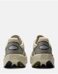 New Balance - FuelCell Rebel v5 - Women's