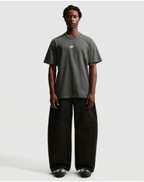 Nike - Nike Sportswear Premium Essentials T-Shirt