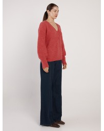 Fate + Becker - Remy V-Neck Jumper