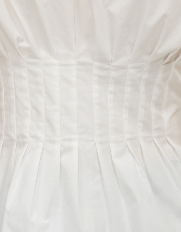 Calli - Tucked Sleeveless Shirt
