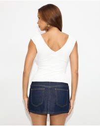 Dazie - Into You Off Shoulder Top