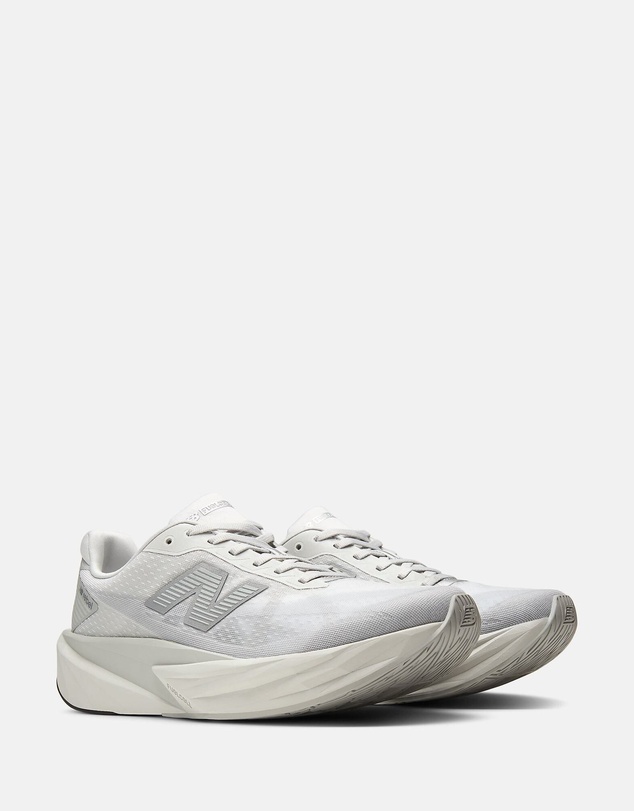New Balance - FuelCell Rebel v5 - Men's