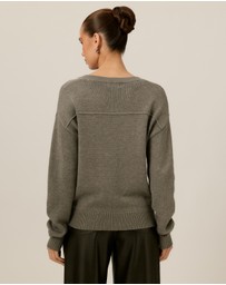 Tussah - Clara V-Neck Jumper