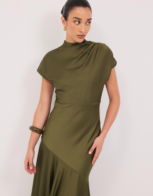 Calli - Easton Satin Midi Dress