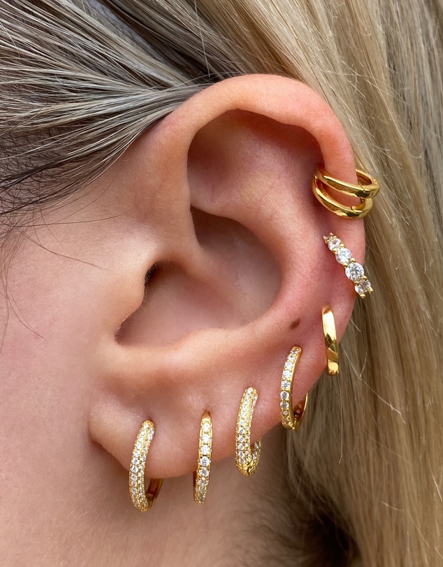 Izoa - Rae Small Huggie Earrings