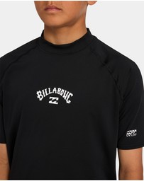 Billabong - Boys 8 to 16 Boys All Day Arch Regular Fit Short Sleeve Rashguard