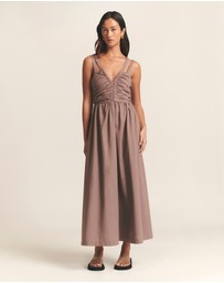 ST MRLO - Ashli Midi Dress