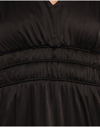 Petal & Pup - Rowen Long Sleeve Maxi Dress - Black