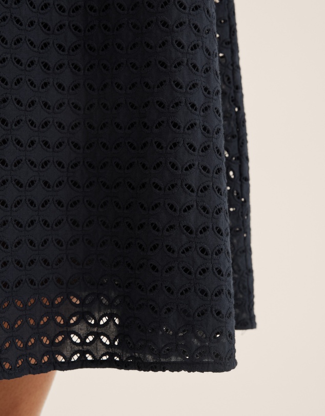 Review - Mabel Broderie Sundress