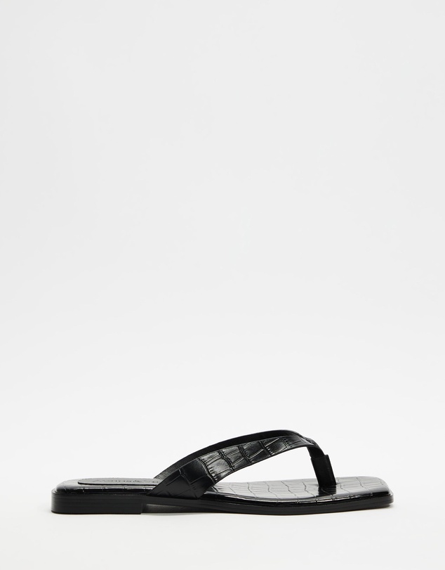 Atmos&Here - Capri Textured Square Toe Leather Thong Sandals