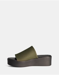 Therapy - Graf Platform Sandals