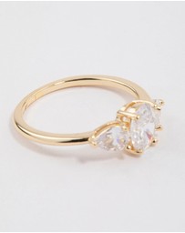 Lovisa - Gold Plated Oval Enchanting Ring