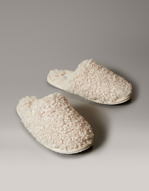 Calvin Klein - Faux Shearling Sherpa Slippers