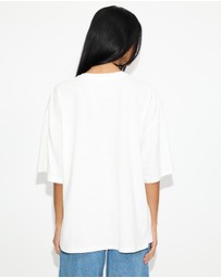 Dazie - Martini Club Oversized Graphic Tee