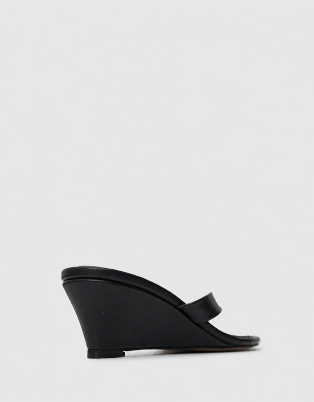 Betts - Rosa Thong Wedge Sandals