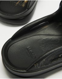 Lusso Cloud - Scenario Slides - Unisex